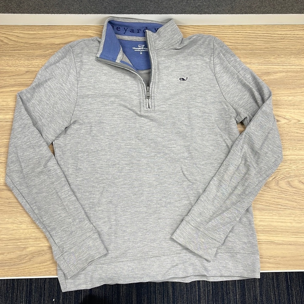 NEVER WORN! Vineyard Vines Boys Quart zip. Size L